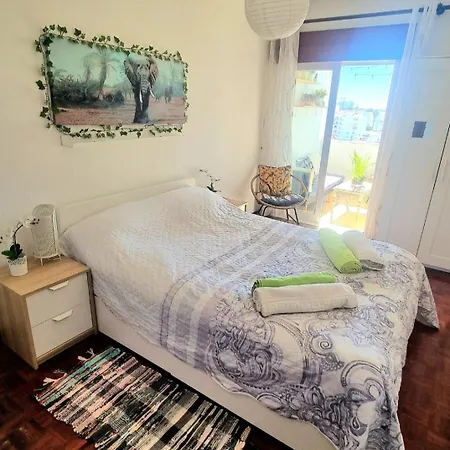 Stunning Room With Private Bathroom And Shared Balcony, Mainly With 3 Adorable Cats! Lagos Buitenkant foto