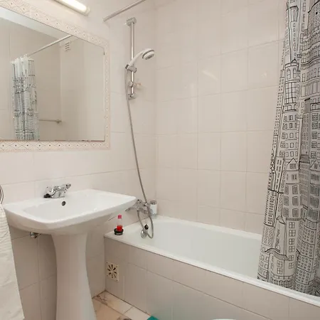 Stunning Room With Private Bathroom And Shared Balcony, Mainly With 3 Adorable Cats! Lagos Buitenkant foto